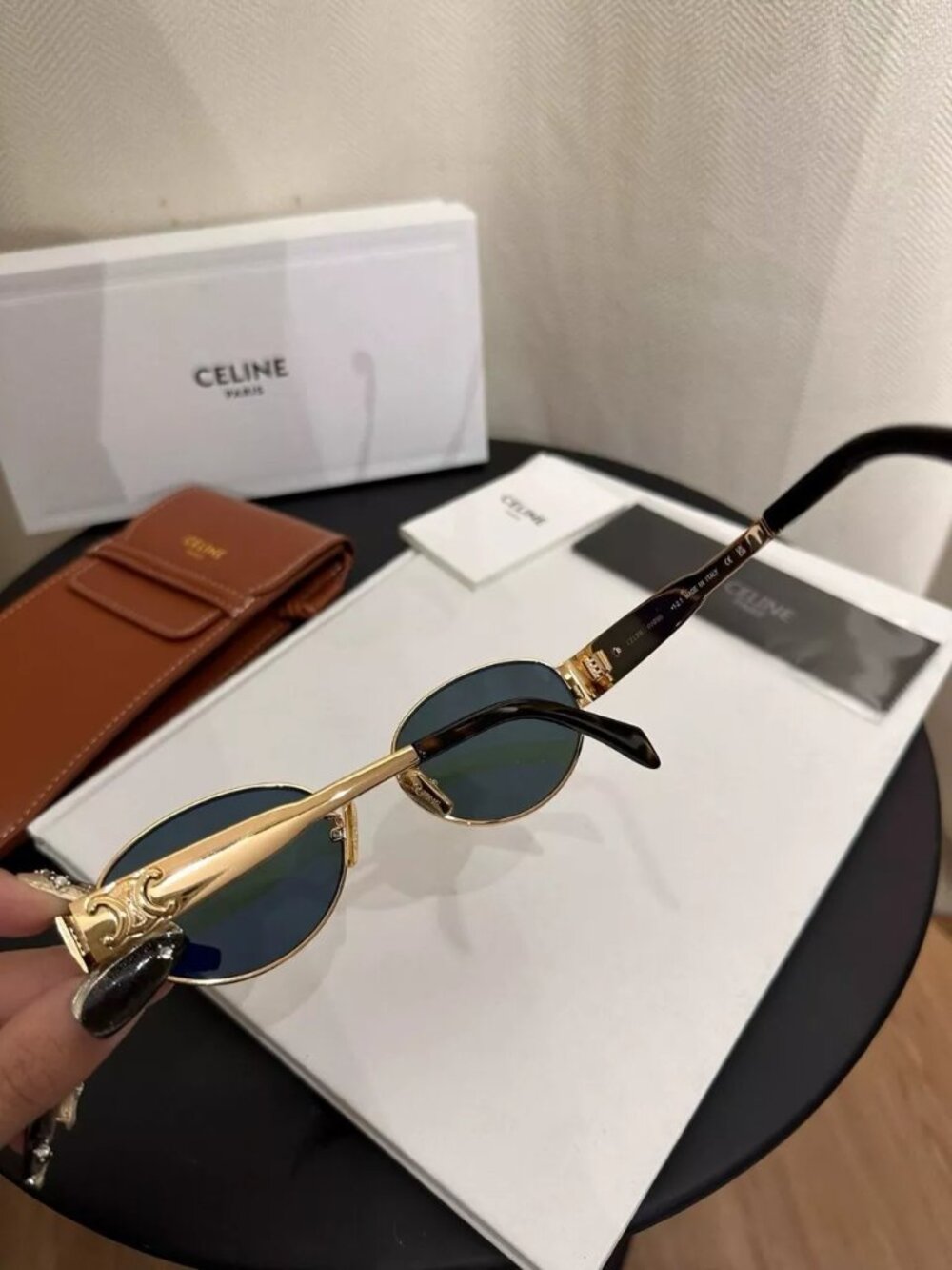 Celine Sunglasses Oval Triomphe Cl40235u - Picture 3 of 6
